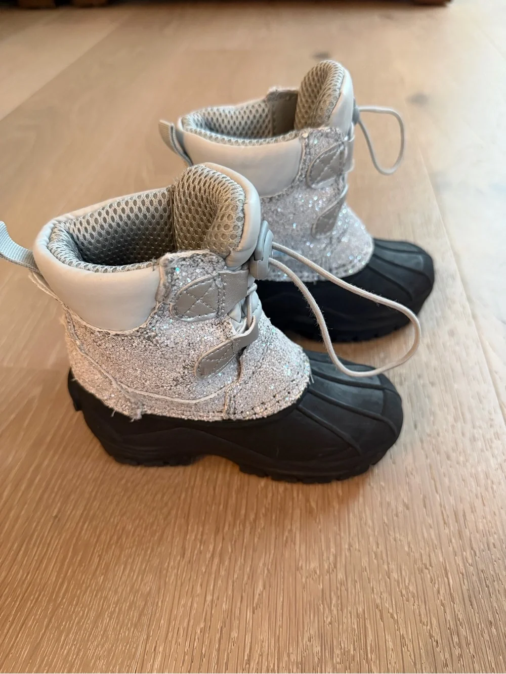 Zoogs Girls Silver Glitter Snow Boots Black Size 9